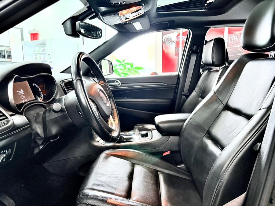 2022 Jeep Grand Cherokee WK Limited 4x4, available for sale in Franklin Square, New York | Luxury Motor Club. Franklin Square, New York 2022 Jeep Grand Cherokee WK Limited 4x4, available for sale in Franklin Square, New York | Luxury Motor Club. Franklin Square, New York