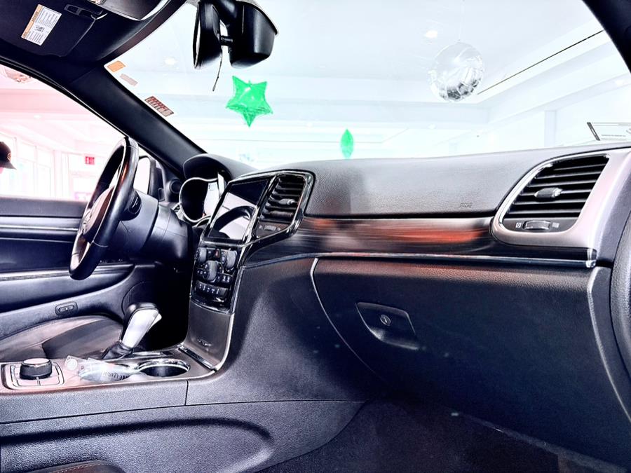 2022 Jeep Grand Cherokee WK Limited 4x4, available for sale in Franklin Square, New York | Luxury Motor Club. Franklin Square, New York 2022 Jeep Grand Cherokee WK Limited 4x4, available for sale in Franklin Square, New York | Luxury Motor Club. Franklin Square, New York