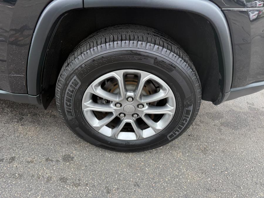 2016 Jeep Grand Cherokee 4WD 4dr Limited 75th Anniversary, available for sale in East Windsor, Connecticut | Century Auto And Truck. East Windsor, Connecticut 2016 Jeep Grand Cherokee 4WD 4dr Limited 75th Anniversary, available for sale in East Windsor, Connecticut | Century Auto And Truck. East Windsor, Connecticut
