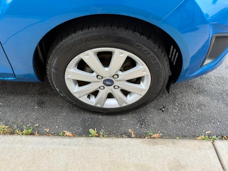 2013 Ford Fiesta 4dr Sdn SE, available for sale in East Windsor, Connecticut | Century Auto And Truck. East Windsor, Connecticut 2013 Ford Fiesta 4dr Sdn SE, available for sale in East Windsor, Connecticut | Century Auto And Truck. East Windsor, Connecticut