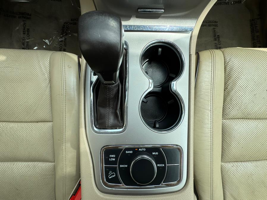 2019 Jeep Grand Cherokee Overland 4x4, available for sale in Newark , New Jersey | Champion Used Auto Sales 2. Newark , New Jersey 2019 Jeep Grand Cherokee Overland 4x4, available for sale in Newark , New Jersey | Champion Used Auto Sales 2. Newark , New Jersey