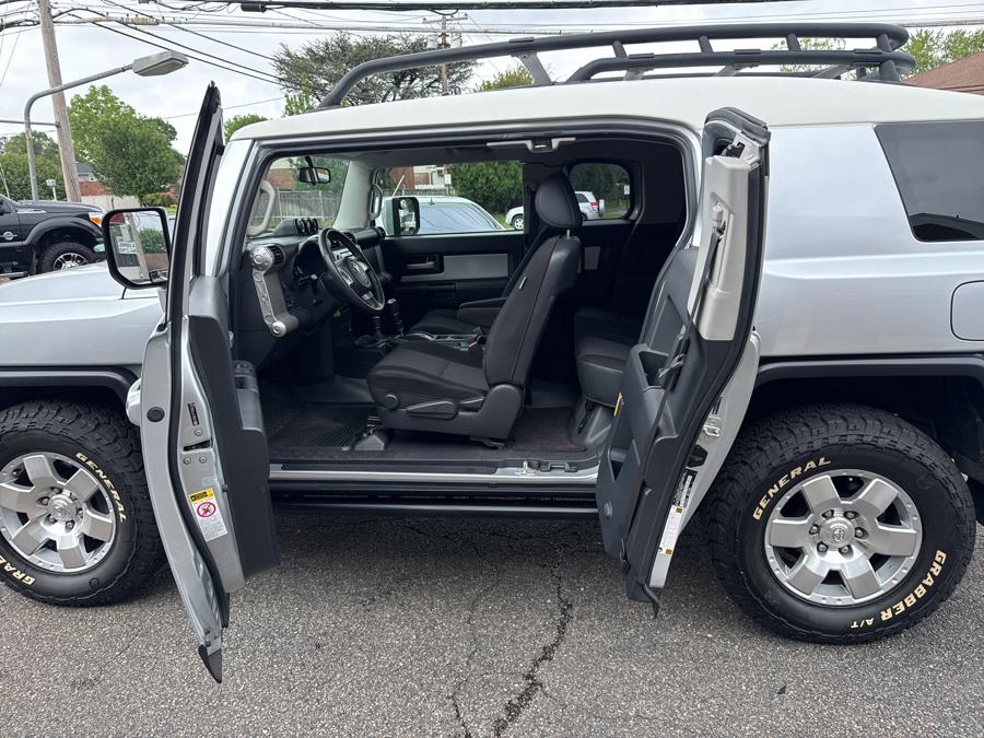 2007 Toyota FJ Cruiser 4WD 4dr Auto (Natl), available for sale in Plainview , New York | Ace Motor Sports Inc. Plainview , New York 2007 Toyota FJ Cruiser 4WD 4dr Auto (Natl), available for sale in Plainview , New York | Ace Motor Sports Inc. Plainview , New York