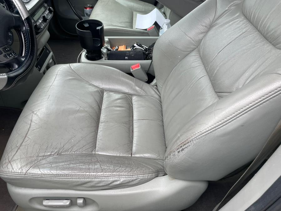 2006 Honda Odyssey 5dr EX-L AT with RES, available for sale in North Branford, Connecticut | CarHavn. North Branford, Connecticut 2006 Honda Odyssey 5dr EX-L AT with RES, available for sale in North Branford, Connecticut | CarHavn. North Branford, Connecticut