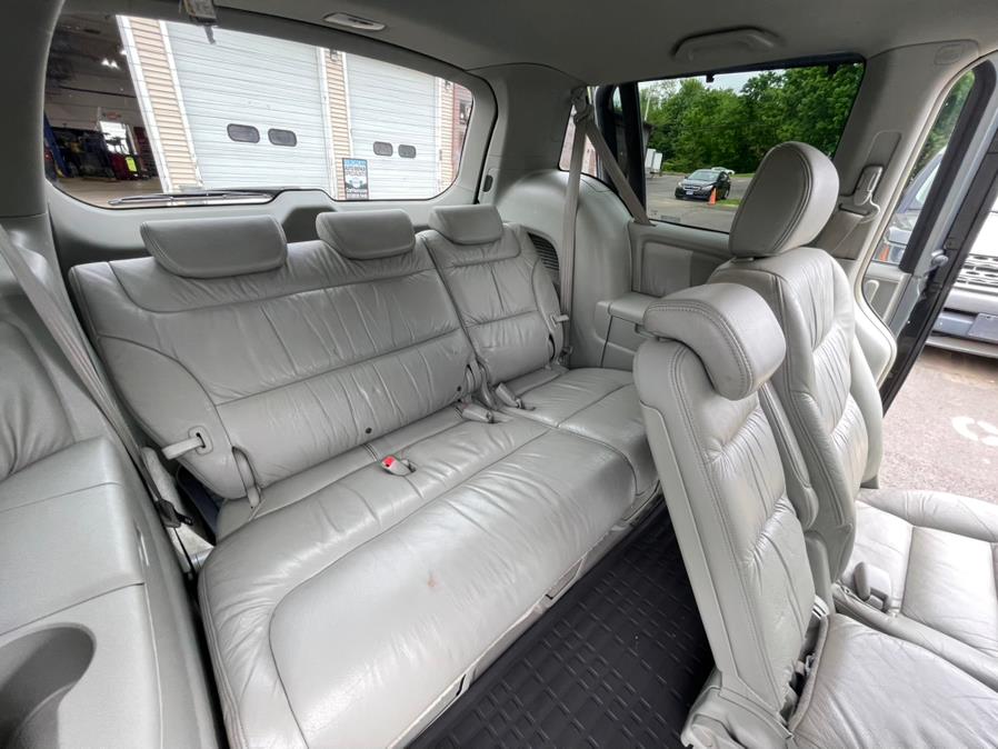 2006 Honda Odyssey 5dr EX-L AT with RES, available for sale in North Branford, Connecticut | CarHavn. North Branford, Connecticut 2006 Honda Odyssey 5dr EX-L AT with RES, available for sale in North Branford, Connecticut | CarHavn. North Branford, Connecticut
