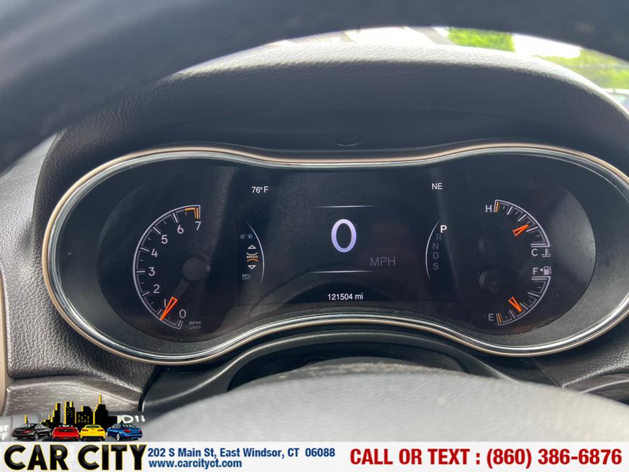 2015 Jeep Grand Cherokee 4WD 4dr Limited, available for sale in East Windsor, Connecticut | Car City LLC. East Windsor, Connecticut 2015 Jeep Grand Cherokee 4WD 4dr Limited, available for sale in East Windsor, Connecticut | Car City LLC. East Windsor, Connecticut