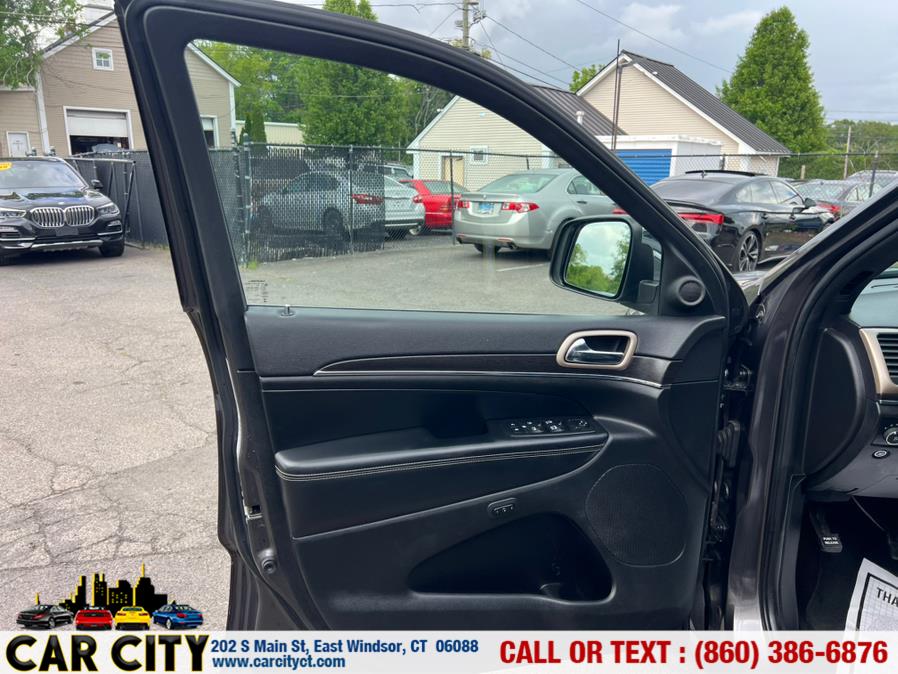2015 Jeep Grand Cherokee 4WD 4dr Limited, available for sale in East Windsor, Connecticut | Car City LLC. East Windsor, Connecticut 2015 Jeep Grand Cherokee 4WD 4dr Limited, available for sale in East Windsor, Connecticut | Car City LLC. East Windsor, Connecticut