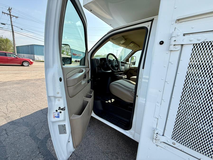 2007 GMC Savana Cutaway 139" WB C7L DRW, available for sale in Dayton, Ohio | Dayton Work Trucks. Dayton, Ohio 2007 GMC Savana Cutaway 139" WB C7L DRW, available for sale in Dayton, Ohio | Dayton Work Trucks. Dayton, Ohio