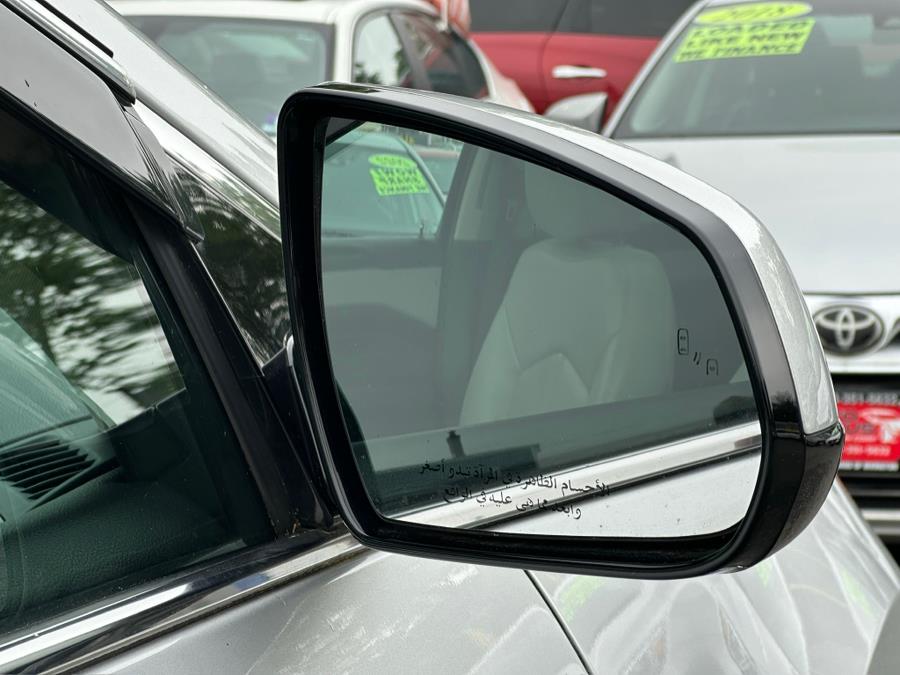 2014 Cadillac SRX AWD 4dr Luxury Collection, available for sale in Irvington , New Jersey | Auto Haus of Irvington Corp. Irvington , New Jersey 2014 Cadillac SRX AWD 4dr Luxury Collection, available for sale in Irvington , New Jersey | Auto Haus of Irvington Corp. Irvington , New Jersey