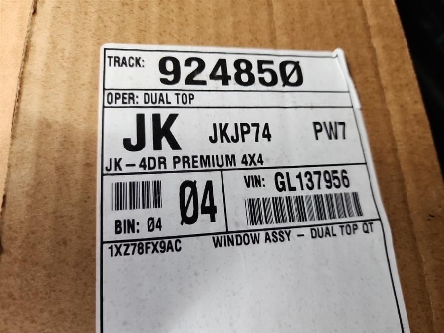 2016 Jeep Wrangler Unlimited 4WD 4dr Sahara, available for sale in Islip, New York | L.I. Auto Gallery. Islip, New York 2016 Jeep Wrangler Unlimited 4WD 4dr Sahara, available for sale in Islip, New York | L.I. Auto Gallery. Islip, New York