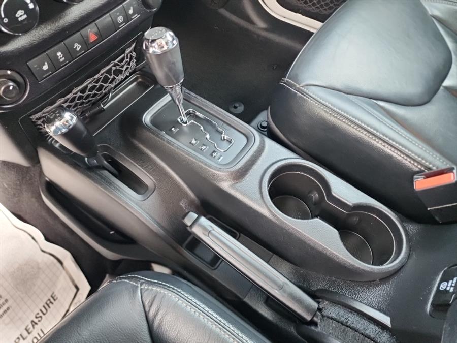 2016 Jeep Wrangler Unlimited 4WD 4dr Sahara, available for sale in Islip, New York | L.I. Auto Gallery. Islip, New York 2016 Jeep Wrangler Unlimited 4WD 4dr Sahara, available for sale in Islip, New York | L.I. Auto Gallery. Islip, New York