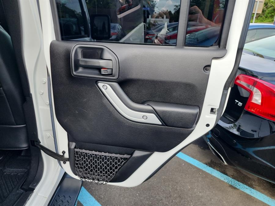 2016 Jeep Wrangler Unlimited 4WD 4dr Sahara, available for sale in Islip, New York | L.I. Auto Gallery. Islip, New York 2016 Jeep Wrangler Unlimited 4WD 4dr Sahara, available for sale in Islip, New York | L.I. Auto Gallery. Islip, New York
