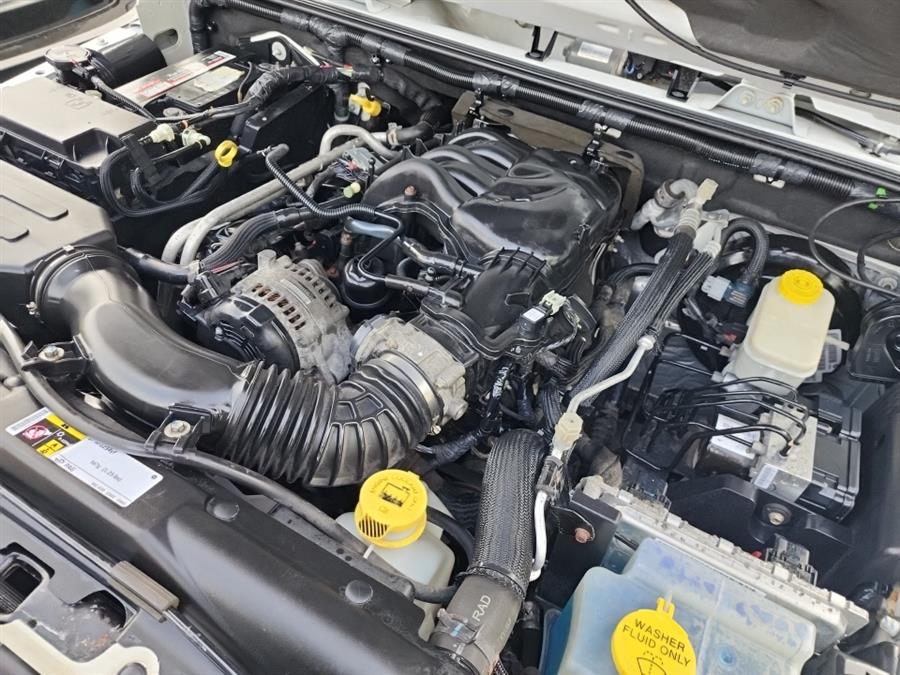 2016 Jeep Wrangler Unlimited 4WD 4dr Sahara, available for sale in Islip, New York | L.I. Auto Gallery. Islip, New York 2016 Jeep Wrangler Unlimited 4WD 4dr Sahara, available for sale in Islip, New York | L.I. Auto Gallery. Islip, New York