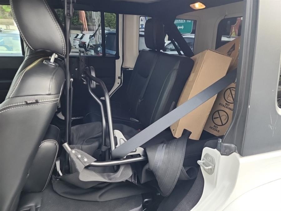 2016 Jeep Wrangler Unlimited 4WD 4dr Sahara, available for sale in Islip, New York | L.I. Auto Gallery. Islip, New York 2016 Jeep Wrangler Unlimited 4WD 4dr Sahara, available for sale in Islip, New York | L.I. Auto Gallery. Islip, New York