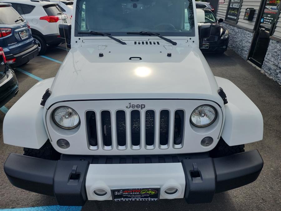 2016 Jeep Wrangler Unlimited 4WD 4dr Sahara, available for sale in Islip, New York | L.I. Auto Gallery. Islip, New York 2016 Jeep Wrangler Unlimited 4WD 4dr Sahara, available for sale in Islip, New York | L.I. Auto Gallery. Islip, New York