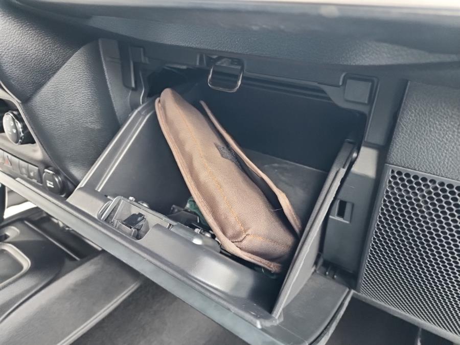 2016 Jeep Wrangler Unlimited 4WD 4dr Sahara, available for sale in Islip, New York | L.I. Auto Gallery. Islip, New York 2016 Jeep Wrangler Unlimited 4WD 4dr Sahara, available for sale in Islip, New York | L.I. Auto Gallery. Islip, New York