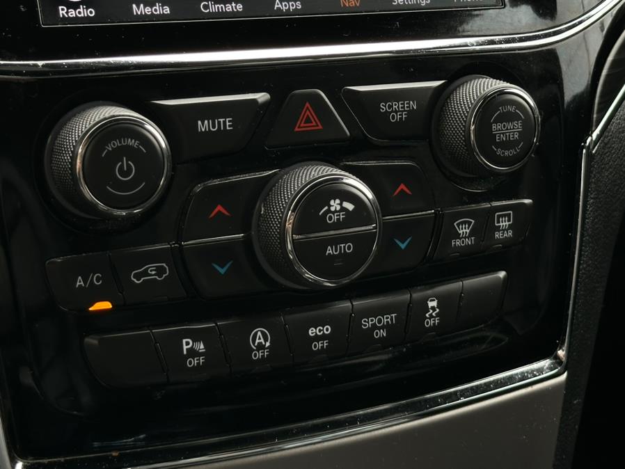 2019 Jeep Grand Cherokee Limited 4x4, available for sale in Hillside, New Jersey | Champion Auto Hillside. Hillside, New Jersey 2019 Jeep Grand Cherokee Limited 4x4, available for sale in Hillside, New Jersey | Champion Auto Hillside. Hillside, New Jersey