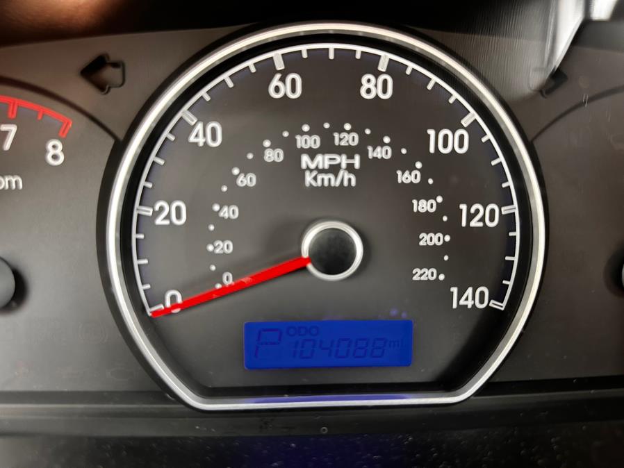 2010 Hyundai Elantra 4dr Sdn Auto SE, available for sale in New Milford, Connecticut | Faustos Auto Body and Repairs LLC. New Milford, Connecticut 2010 Hyundai Elantra 4dr Sdn Auto SE, available for sale in New Milford, Connecticut | Faustos Auto Body and Repairs LLC. New Milford, Connecticut