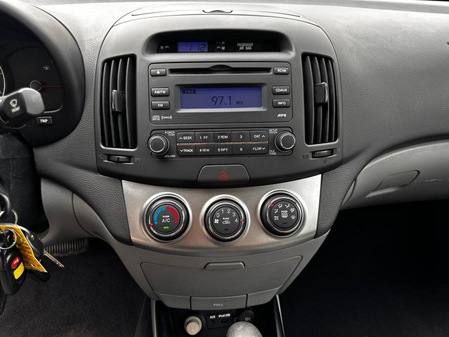 2010 Hyundai Elantra 4dr Sdn Auto SE, available for sale in New Milford, Connecticut | Faustos Auto Body and Repairs LLC. New Milford, Connecticut 2010 Hyundai Elantra 4dr Sdn Auto SE, available for sale in New Milford, Connecticut | Faustos Auto Body and Repairs LLC. New Milford, Connecticut
