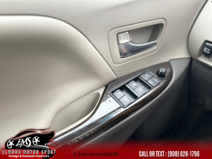 2017 Toyota Sienna XLE Premium FWD 8-Passenger (Natl), available for sale in Elizabeth, New Jersey | Elmora Motor Sports. Elizabeth, New Jersey 2017 Toyota Sienna XLE Premium FWD 8-Passenger (Natl), available for sale in Elizabeth, New Jersey | Elmora Motor Sports. Elizabeth, New Jersey
