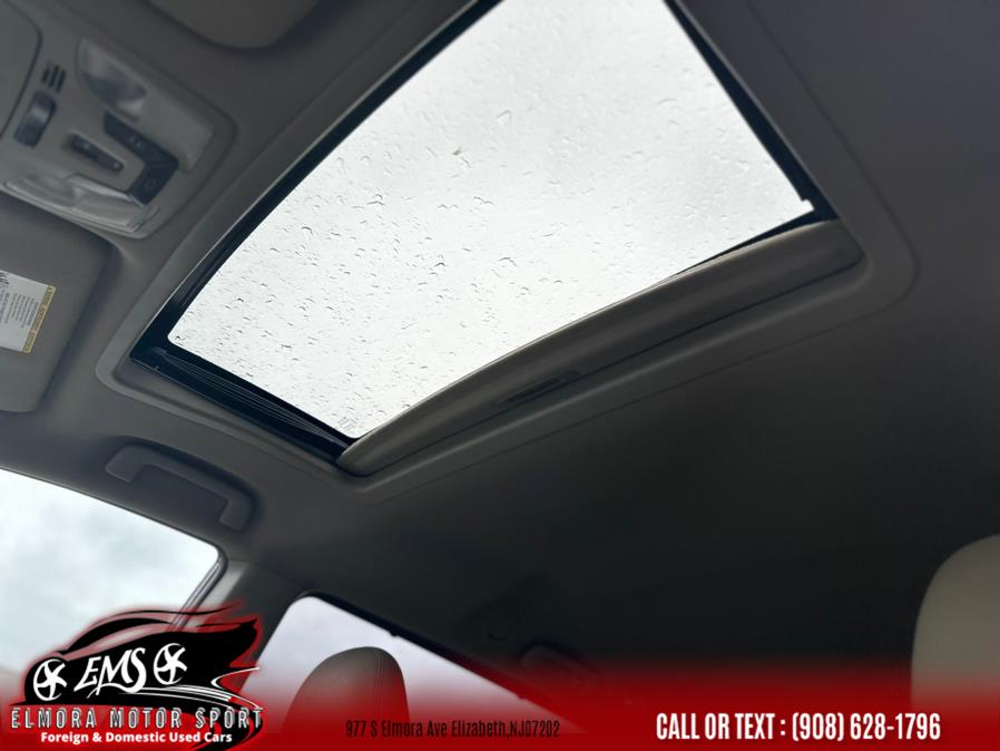 2017 Toyota Sienna XLE Premium FWD 8-Passenger (Natl), available for sale in Elizabeth, New Jersey | Elmora Motor Sports. Elizabeth, New Jersey 2017 Toyota Sienna XLE Premium FWD 8-Passenger (Natl), available for sale in Elizabeth, New Jersey | Elmora Motor Sports. Elizabeth, New Jersey