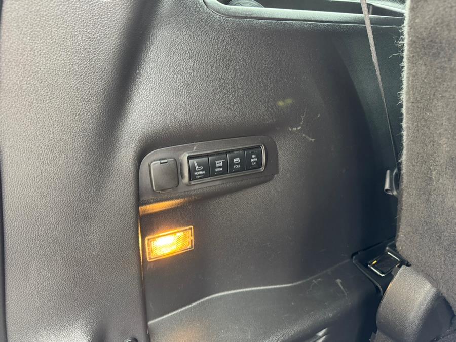 2015 Ford Explorer 4WD 4dr Sport, available for sale in Irvington, New Jersey | Elis Motors Corp. Irvington, New Jersey 2015 Ford Explorer 4WD 4dr Sport, available for sale in Irvington, New Jersey | Elis Motors Corp. Irvington, New Jersey