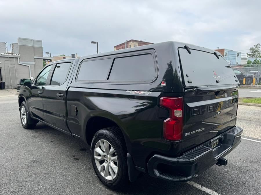 2020 Chevrolet Silverado 1500 4WD Crew Cab 157" Custom, available for sale in Irvington, New Jersey | Elis Motors Corp. Irvington, New Jersey 2020 Chevrolet Silverado 1500 4WD Crew Cab 157" Custom, available for sale in Irvington, New Jersey | Elis Motors Corp. Irvington, New Jersey