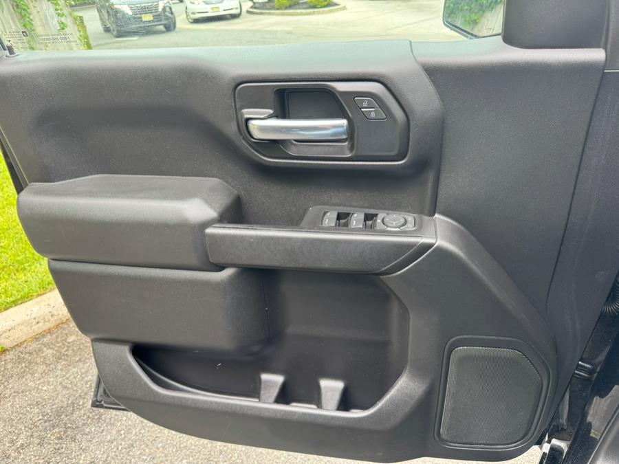 2020 Chevrolet Silverado 1500 4WD Crew Cab 157" Custom, available for sale in Irvington, New Jersey | Elis Motors Corp. Irvington, New Jersey 2020 Chevrolet Silverado 1500 4WD Crew Cab 157" Custom, available for sale in Irvington, New Jersey | Elis Motors Corp. Irvington, New Jersey