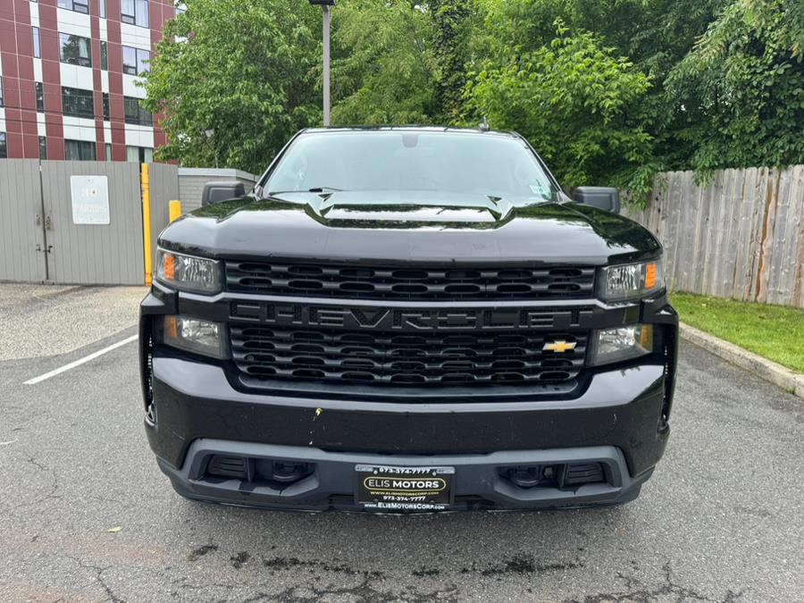 2020 Chevrolet Silverado 1500 4WD Crew Cab 157" Custom, available for sale in Irvington, New Jersey | Elis Motors Corp. Irvington, New Jersey 2020 Chevrolet Silverado 1500 4WD Crew Cab 157" Custom, available for sale in Irvington, New Jersey | Elis Motors Corp. Irvington, New Jersey