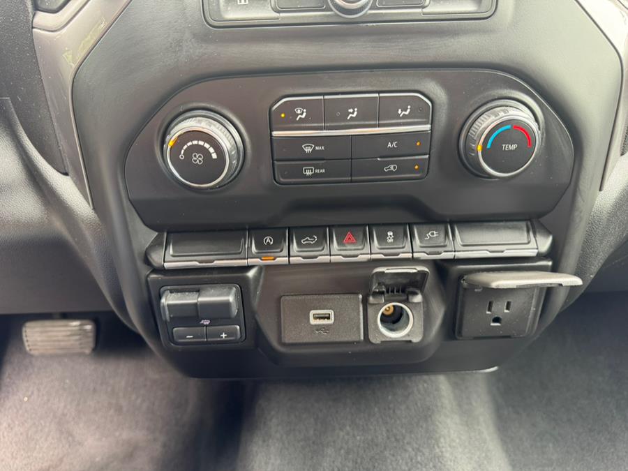 2020 Chevrolet Silverado 1500 4WD Crew Cab 157" Custom, available for sale in Irvington, New Jersey | Elis Motors Corp. Irvington, New Jersey 2020 Chevrolet Silverado 1500 4WD Crew Cab 157" Custom, available for sale in Irvington, New Jersey | Elis Motors Corp. Irvington, New Jersey