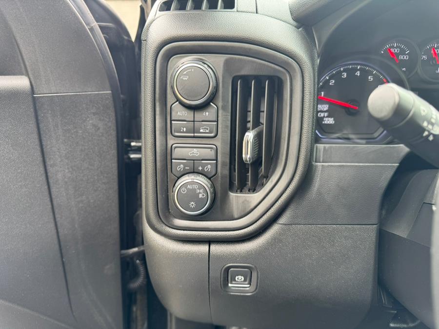 2020 Chevrolet Silverado 1500 4WD Crew Cab 157" Custom, available for sale in Irvington, New Jersey | Elis Motors Corp. Irvington, New Jersey 2020 Chevrolet Silverado 1500 4WD Crew Cab 157" Custom, available for sale in Irvington, New Jersey | Elis Motors Corp. Irvington, New Jersey