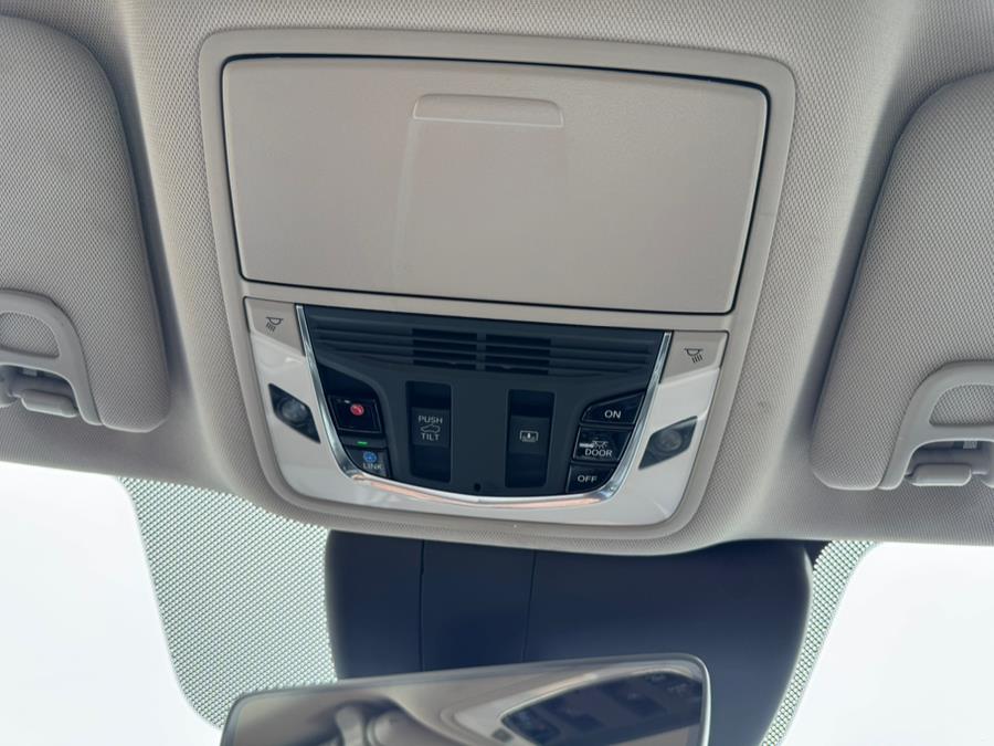 2019 Acura RDX AWD w/Technology Pkg, available for sale in Irvington, New Jersey | Elis Motors Corp. Irvington, New Jersey 2019 Acura RDX AWD w/Technology Pkg, available for sale in Irvington, New Jersey | Elis Motors Corp. Irvington, New Jersey