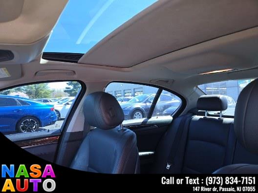 2016 BMW 5 Series 4dr Sdn 528i xDrive AWD, available for sale in Passaic, New Jersey | Nasa Auto. Passaic, New Jersey 2016 BMW 5 Series 4dr Sdn 528i xDrive AWD, available for sale in Passaic, New Jersey | Nasa Auto. Passaic, New Jersey