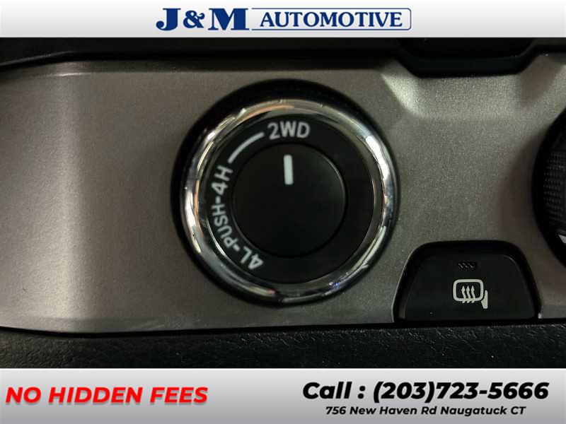 2019 Toyota Tacoma SR, available for sale in Naugatuck, Connecticut | J&M Automotive Sls&Svc LLC. Naugatuck, Connecticut 2019 Toyota Tacoma SR, available for sale in Naugatuck, Connecticut | J&M Automotive Sls&Svc LLC. Naugatuck, Connecticut