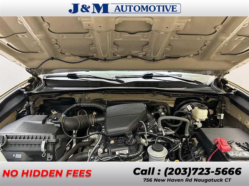 2019 Toyota Tacoma SR, available for sale in Naugatuck, Connecticut | J&M Automotive Sls&Svc LLC. Naugatuck, Connecticut 2019 Toyota Tacoma SR, available for sale in Naugatuck, Connecticut | J&M Automotive Sls&Svc LLC. Naugatuck, Connecticut