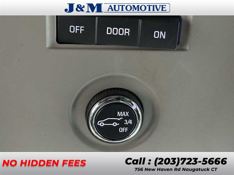 2015 Chevrolet Tahoe LT, available for sale in Naugatuck, Connecticut | J&M Automotive Sls&Svc LLC. Naugatuck, Connecticut 2015 Chevrolet Tahoe LT, available for sale in Naugatuck, Connecticut | J&M Automotive Sls&Svc LLC. Naugatuck, Connecticut