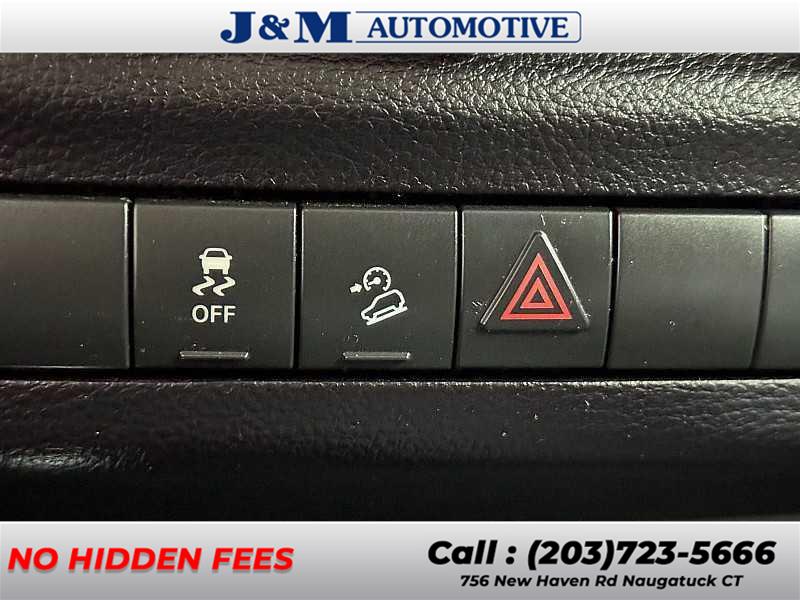 2016 Jeep Wrangler Unlimited Sport, available for sale in Naugatuck, Connecticut | J&M Automotive Sls&Svc LLC. Naugatuck, Connecticut 2016 Jeep Wrangler Unlimited Sport, available for sale in Naugatuck, Connecticut | J&M Automotive Sls&Svc LLC. Naugatuck, Connecticut
