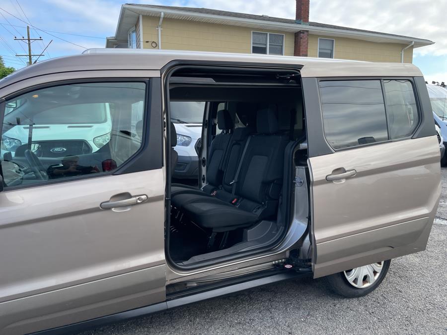 2019 Ford Transit Connect Wagon XLT LWB w/Rear Symmetrical Doors, available for sale in Franklin Square, New York | Franklin Square Auto Group. Franklin Square, New York 2019 Ford Transit Connect Wagon XLT LWB w/Rear Symmetrical Doors, available for sale in Franklin Square, New York | Franklin Square Auto Group. Franklin Square, New York