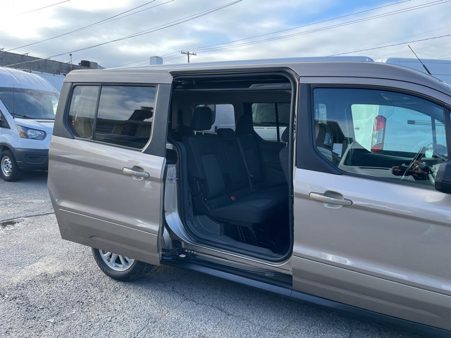 2019 Ford Transit Connect Wagon XLT LWB w/Rear Symmetrical Doors, available for sale in Franklin Square, New York | Franklin Square Auto Group. Franklin Square, New York 2019 Ford Transit Connect Wagon XLT LWB w/Rear Symmetrical Doors, available for sale in Franklin Square, New York | Franklin Square Auto Group. Franklin Square, New York