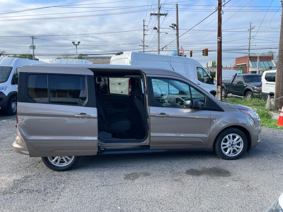 2019 Ford Transit Connect Wagon XLT LWB w/Rear Symmetrical Doors, available for sale in Franklin Square, New York | Franklin Square Auto Group. Franklin Square, New York 2019 Ford Transit Connect Wagon XLT LWB w/Rear Symmetrical Doors, available for sale in Franklin Square, New York | Franklin Square Auto Group. Franklin Square, New York