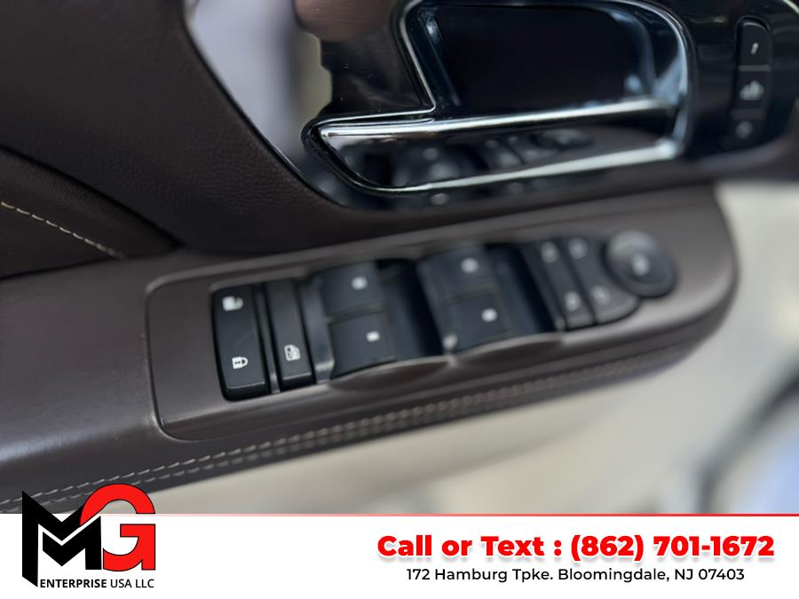 2013 Cadillac Escalade 2WD 4dr Platinum Edition, available for sale in Bloomingdale, New Jersey | MG Enterprise USA. Bloomingdale, New Jersey 2013 Cadillac Escalade 2WD 4dr Platinum Edition, available for sale in Bloomingdale, New Jersey | MG Enterprise USA. Bloomingdale, New Jersey