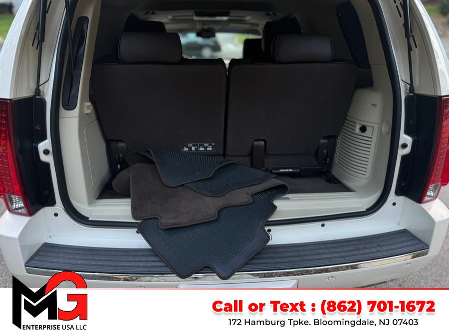2013 Cadillac Escalade 2WD 4dr Platinum Edition, available for sale in Bloomingdale, New Jersey | MG Enterprise USA. Bloomingdale, New Jersey 2013 Cadillac Escalade 2WD 4dr Platinum Edition, available for sale in Bloomingdale, New Jersey | MG Enterprise USA. Bloomingdale, New Jersey