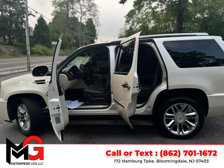 2013 Cadillac Escalade 2WD 4dr Platinum Edition, available for sale in Bloomingdale, New Jersey | MG Enterprise USA. Bloomingdale, New Jersey 2013 Cadillac Escalade 2WD 4dr Platinum Edition, available for sale in Bloomingdale, New Jersey | MG Enterprise USA. Bloomingdale, New Jersey