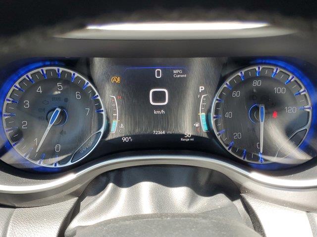 2022 Chrysler Pacifica Touring L, available for sale in Fort Lauderdale, Florida | CarLux Fort Lauderdale. Fort Lauderdale, Florida 2022 Chrysler Pacifica Touring L, available for sale in Fort Lauderdale, Florida | CarLux Fort Lauderdale. Fort Lauderdale, Florida