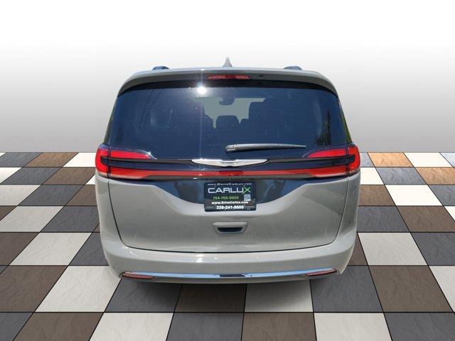 2022 Chrysler Pacifica Touring L, available for sale in Fort Lauderdale, Florida | CarLux Fort Lauderdale. Fort Lauderdale, Florida 2022 Chrysler Pacifica Touring L, available for sale in Fort Lauderdale, Florida | CarLux Fort Lauderdale. Fort Lauderdale, Florida
