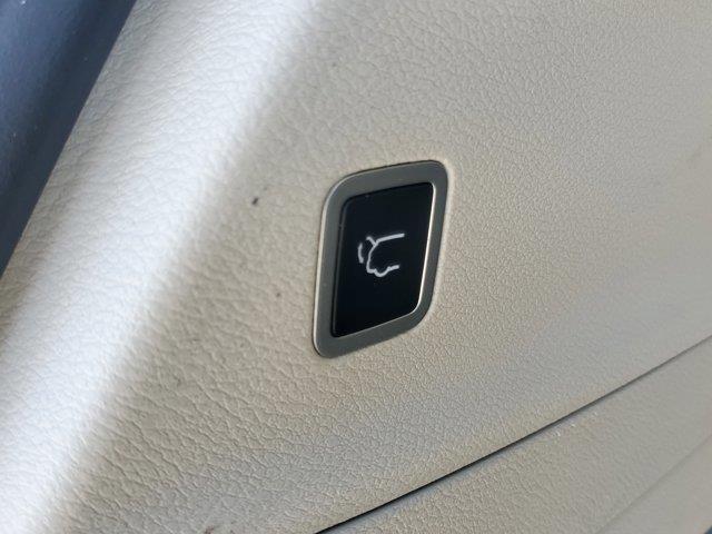 2022 Chrysler Pacifica Touring L, available for sale in Fort Lauderdale, Florida | CarLux Fort Lauderdale. Fort Lauderdale, Florida 2022 Chrysler Pacifica Touring L, available for sale in Fort Lauderdale, Florida | CarLux Fort Lauderdale. Fort Lauderdale, Florida