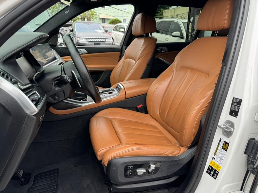 2020 BMW X7 M50i Sports Activity Vehicle, available for sale in Jamaica, New York | Sunrise Autoland. Jamaica, New York 2020 BMW X7 M50i Sports Activity Vehicle, available for sale in Jamaica, New York | Sunrise Autoland. Jamaica, New York