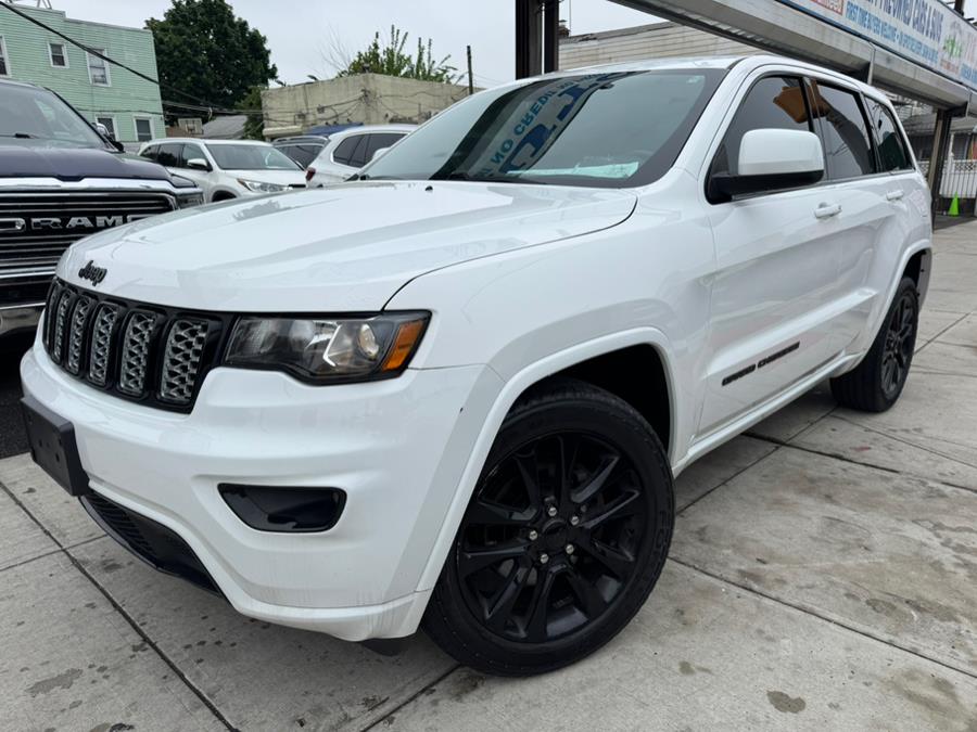 2018 Jeep Grand Cherokee Altitude 4x4 *Ltd Avail*, available for sale in Jamaica, New York | Sunrise Autoland. Jamaica, New York 2018 Jeep Grand Cherokee Altitude 4x4 *Ltd Avail*, available for sale in Jamaica, New York | Sunrise Autoland. Jamaica, New York