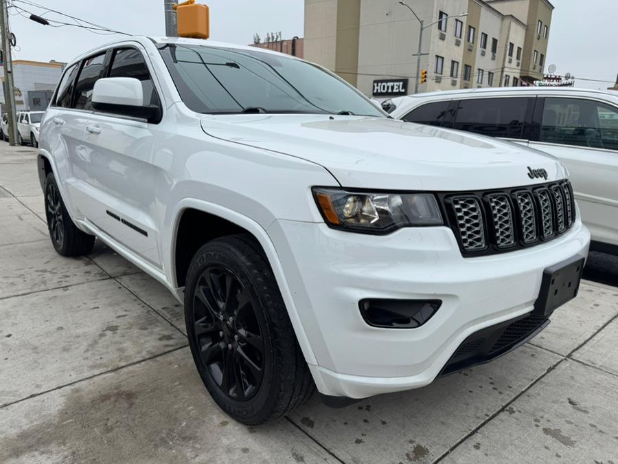 2018 Jeep Grand Cherokee Altitude 4x4 *Ltd Avail*, available for sale in Jamaica, New York | Sunrise Autoland. Jamaica, New York 2018 Jeep Grand Cherokee Altitude 4x4 *Ltd Avail*, available for sale in Jamaica, New York | Sunrise Autoland. Jamaica, New York