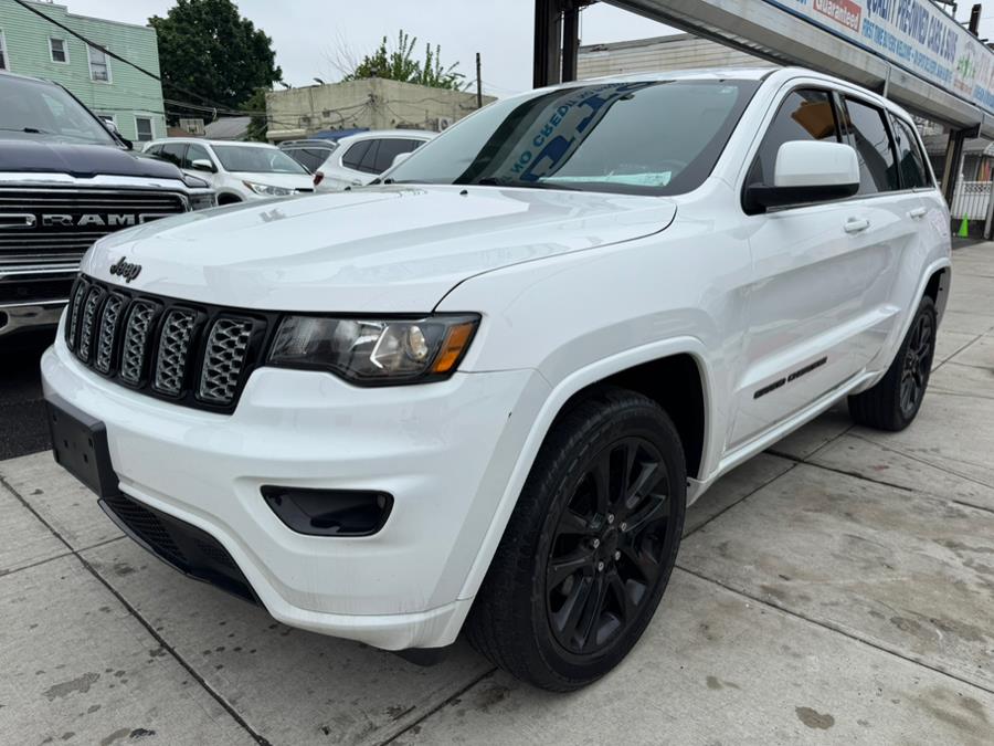 2018 Jeep Grand Cherokee Altitude 4x4 *Ltd Avail*, available for sale in Jamaica, New York | Sunrise Autoland. Jamaica, New York 2018 Jeep Grand Cherokee Altitude 4x4 *Ltd Avail*, available for sale in Jamaica, New York | Sunrise Autoland. Jamaica, New York