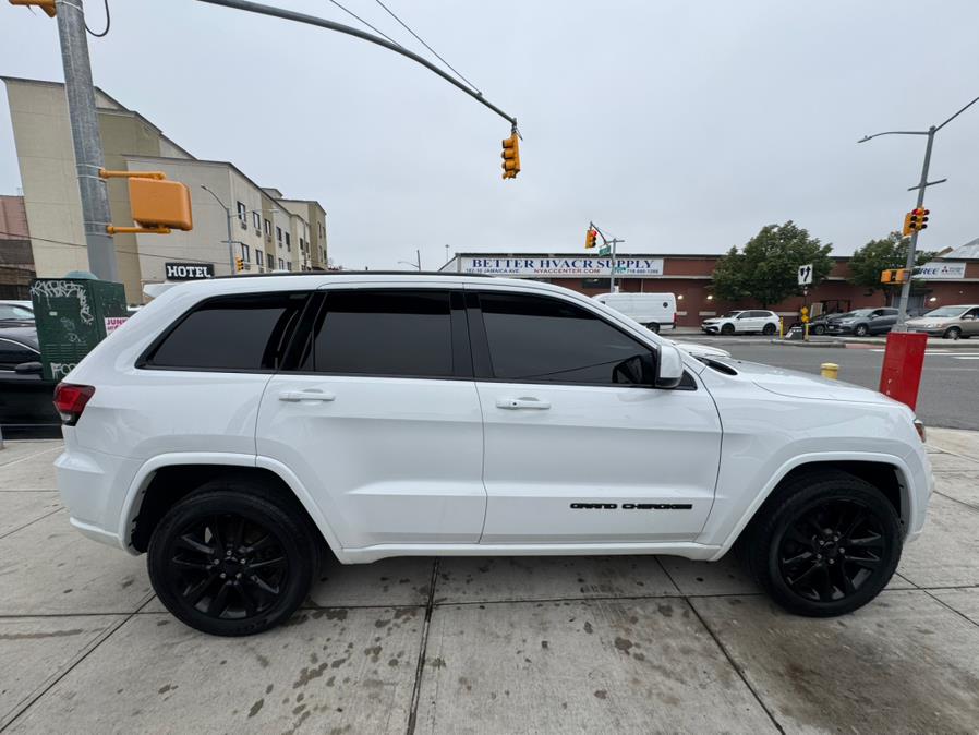 2018 Jeep Grand Cherokee Altitude 4x4 *Ltd Avail*, available for sale in Jamaica, New York | Sunrise Autoland. Jamaica, New York 2018 Jeep Grand Cherokee Altitude 4x4 *Ltd Avail*, available for sale in Jamaica, New York | Sunrise Autoland. Jamaica, New York